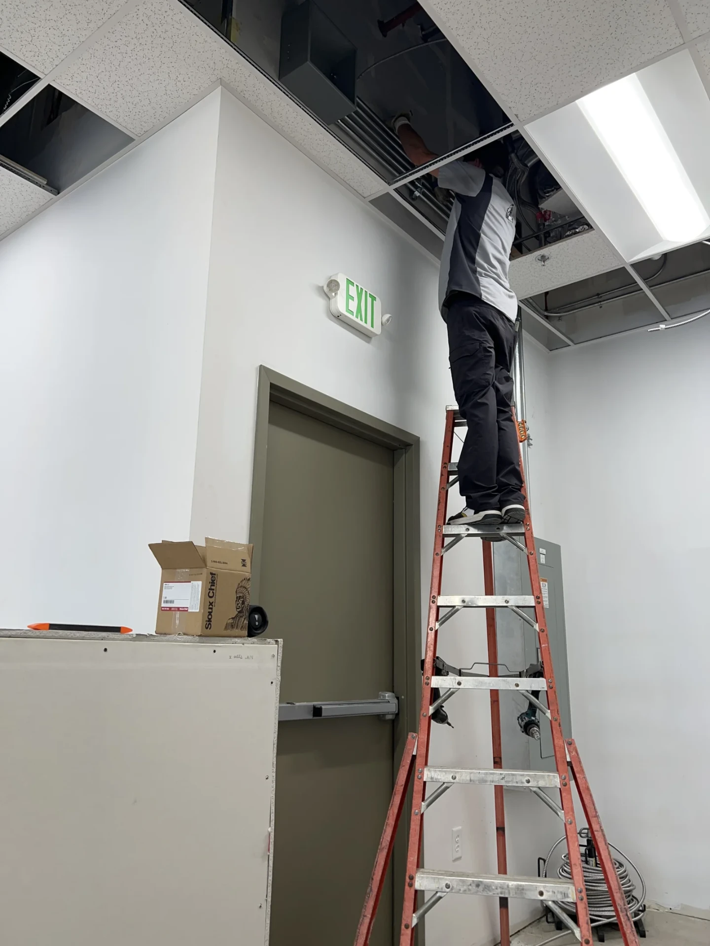 Commercial Electrical